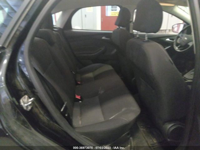 1FADP3F25FL294015 Ford FOCUS SE