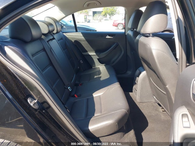 3VWD17AJ1EM416784 Volkswagen Jetta Sedan Se