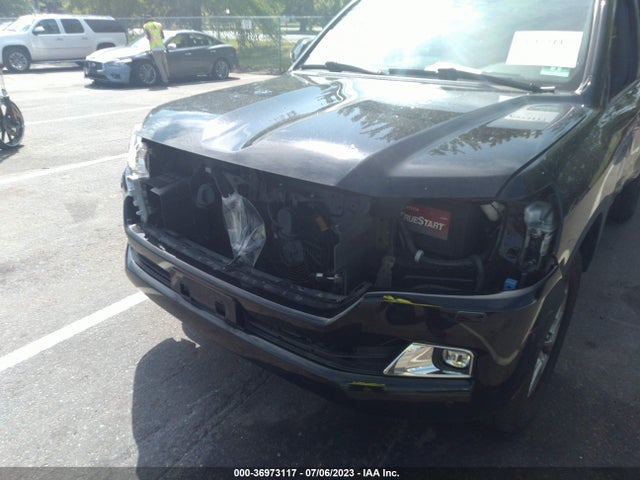 2016 Toyota Land Cruiser, VIN: JTMCY7AJ6G4046425