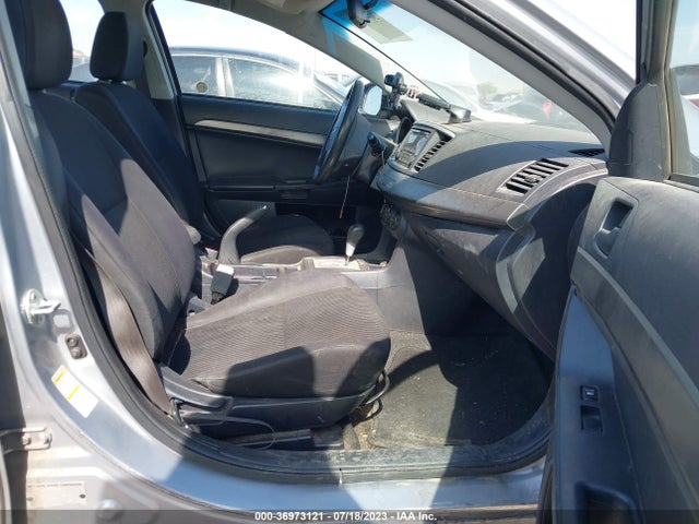 JA32U2FU2FU013058 Mitsubishi LANCER ES