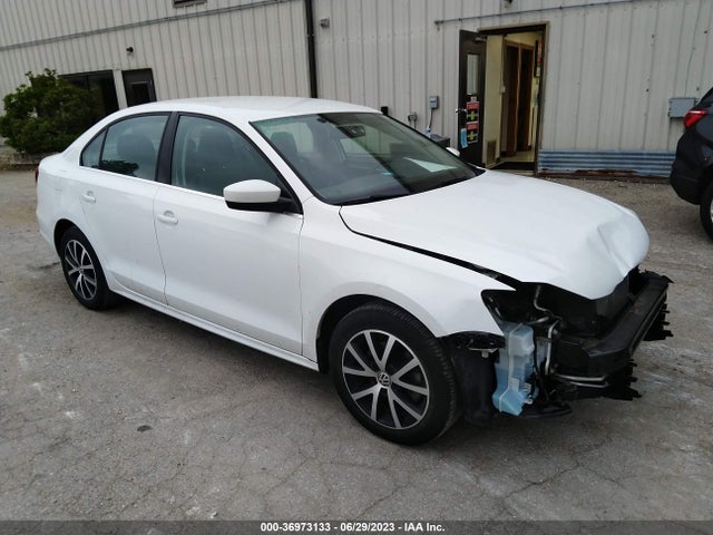 3VW2B7AJ2HM376126 auction archive image