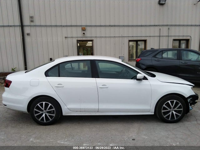 3VW2B7AJ2HM376126 Volkswagen Jetta 1.4t S