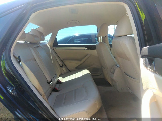 1VWAS7A38EC116534 Volkswagen Passat Wolfsburg Ed