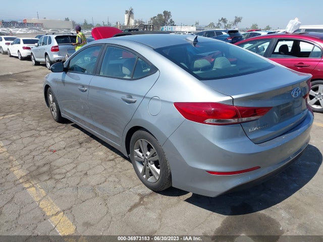 Hyundai ELANTRA SE 2017 5NPD84LFXHH154201 Image 3