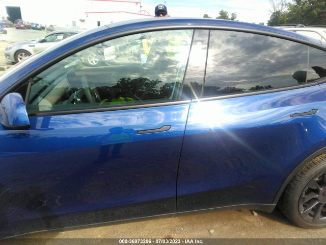 7SAYGDEE5PA106904 Tesla Model Y Long Range