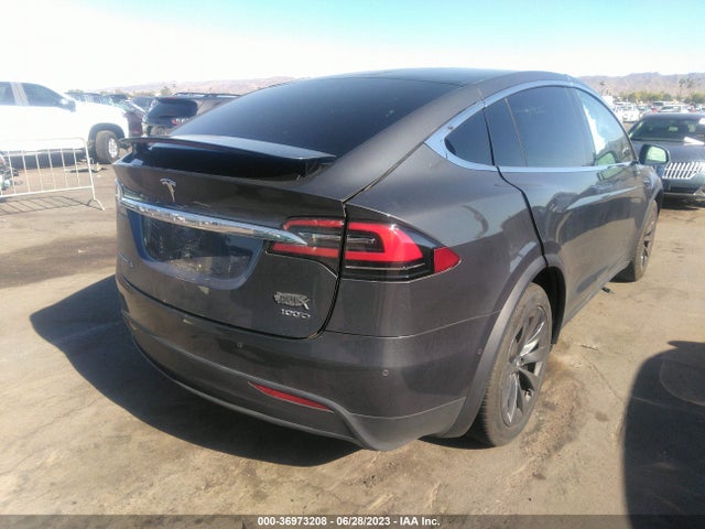 Tesla Model X P100d 2018 5YJXCBE22JF140937 Image 11