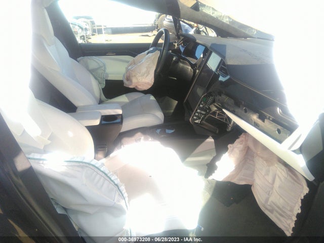 Tesla Model X P100d 2018 5YJXCBE22JF140937 Image 12