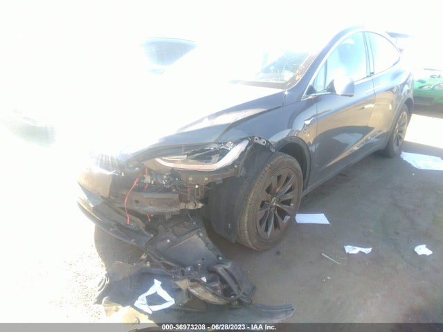 Tesla Model X P100d 2018 5YJXCBE22JF140937 Image 13