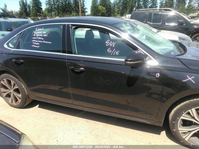 1VWSA7A3XMC008812 Volkswagen Passat 2.0t Se