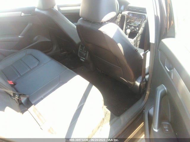 1VWSA7A3XMC008812 Volkswagen Passat 2.0t Se