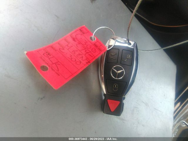 55SWF4JB2FU095590 Mercedes-Benz C-class C 300