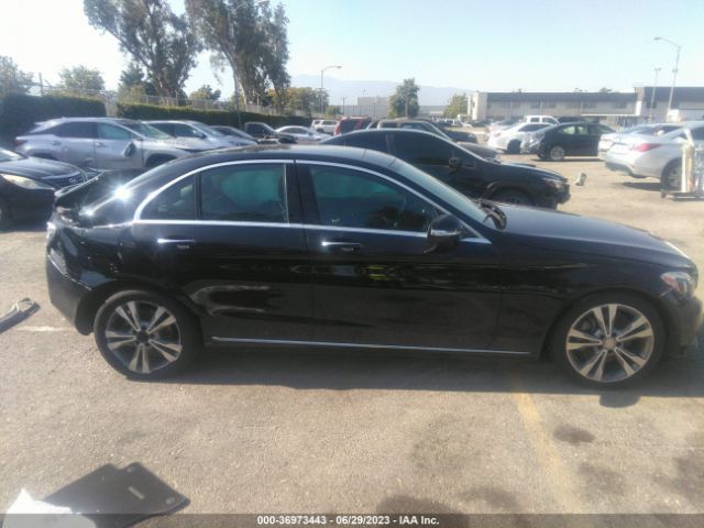 55SWF4JB2FU095590 Mercedes-Benz C-class C 300