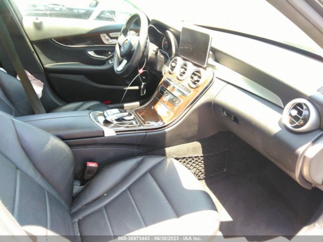 55SWF4JB2FU095590 Mercedes-Benz C-class C 300