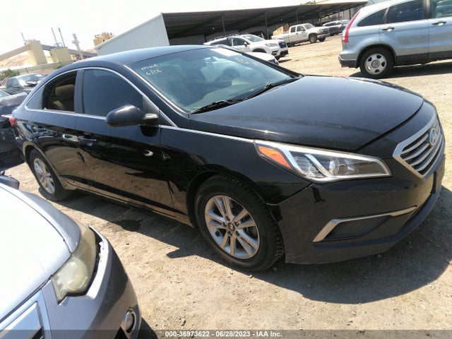 Hyundai SONATA SE 2017 5NPE24AFXHH543574 головне зображення