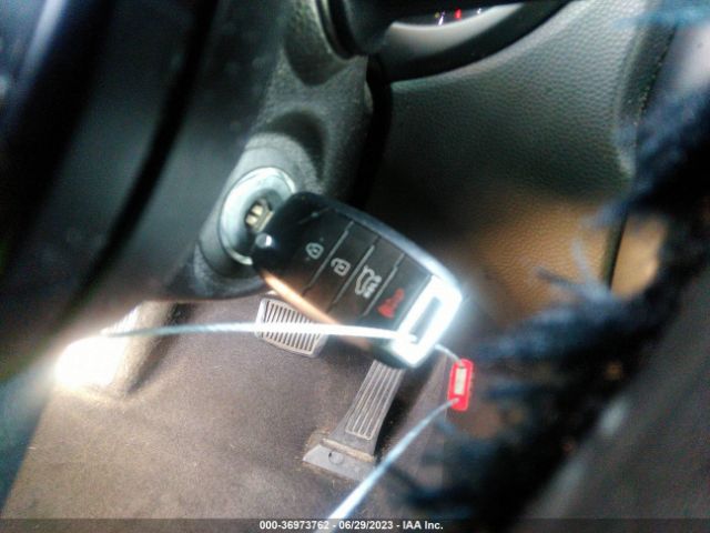 KNDJN2A28F7776541 KIA Soul Base