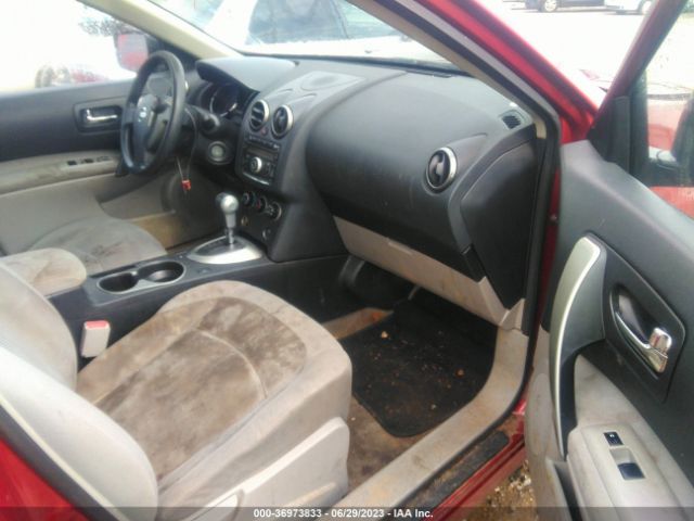 JN8AS5MT5EW601137 Nissan Rogue Select S