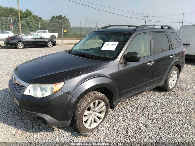 36973870 :رقم المزاد ، JF2SHADC2DH441892 vin ، 2013 Subaru Forester 2.5x Premium مزاد بيع
