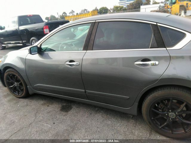 1N4AL3AP9HC135082 Nissan Altima 2.5 S