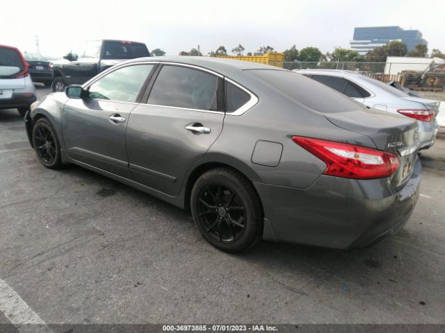 1N4AL3AP9HC135082 Nissan Altima 2.5 S