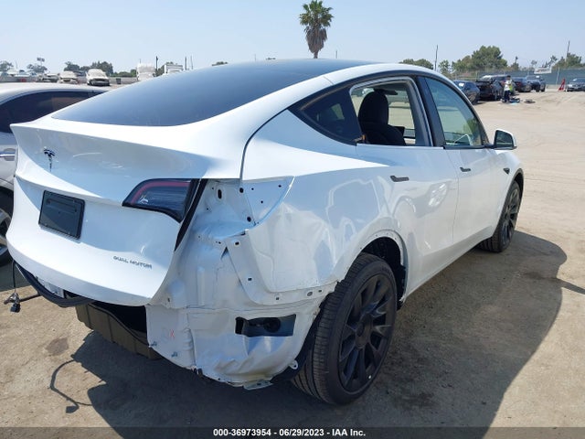 7SAYGDEE9PA130929 Tesla Model Y Long Range