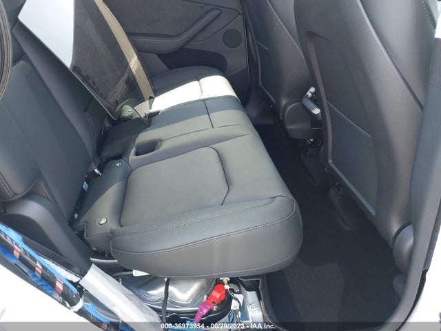 7SAYGDEE9PA130929 Tesla Model Y Long Range