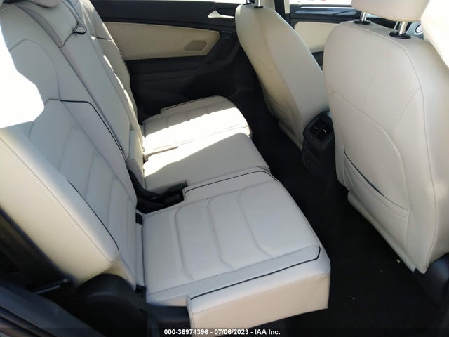 3VV4B7AX4KM160142 Volkswagen Tiguan Sel Premium