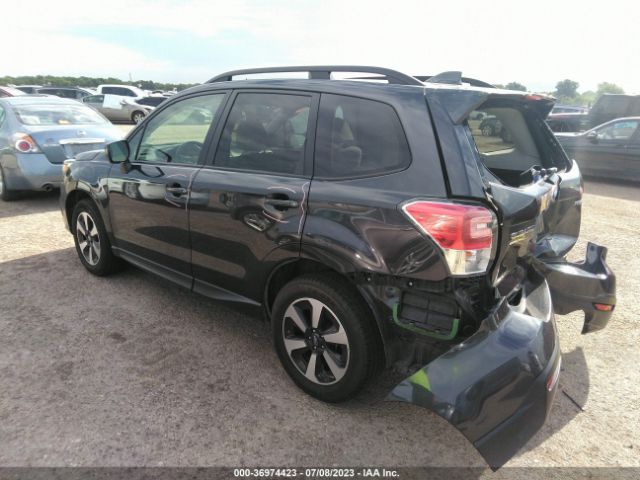 JF2SJAECXHH425254 Subaru Forester Premium