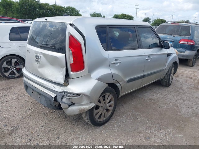 2013 KIA SOUL VIN: KNDJT2A64D7556271