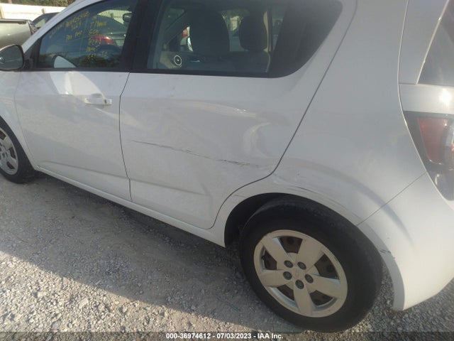 Chevrolet SONIC LS 2014 1G1JA6SH6E4171352 Image 6