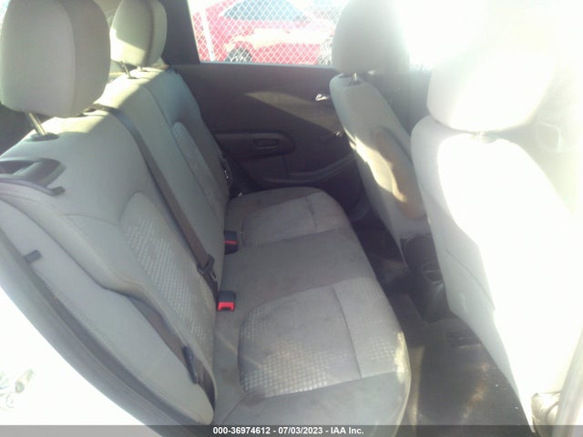 Chevrolet SONIC LS 2014 1G1JA6SH6E4171352 Image 8