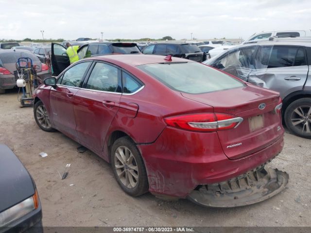 3FA6P0LU0KR222597 Ford Fusion Hybrid Se