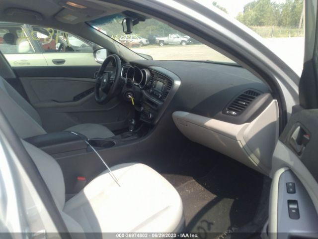 5XXGM4A77FG402353 KIA Optima Lx