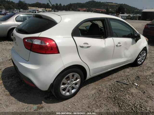 KNADM5A33E6351322 KIA RIO LX