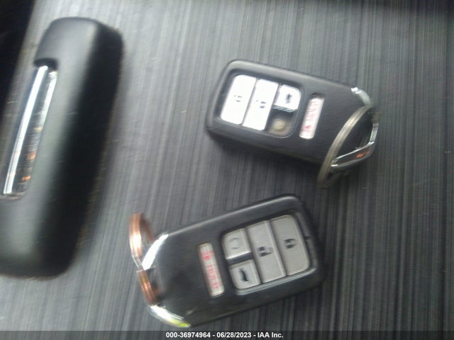 Honda Pilot Touring 2016 5FNYF6H9XGB097940 Image 11