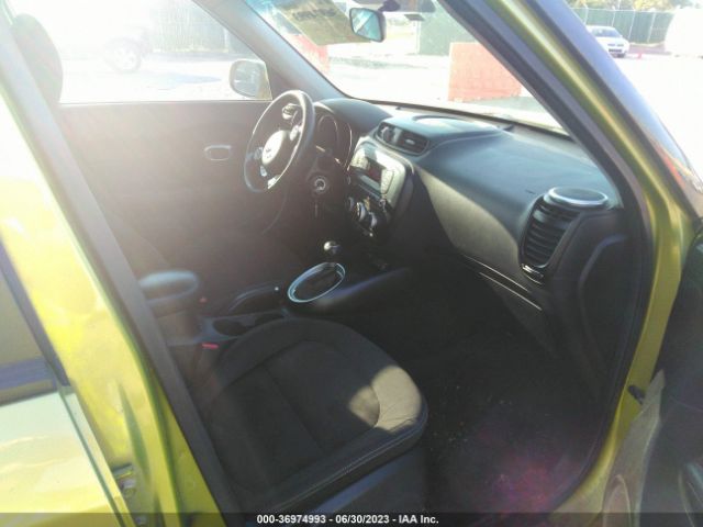 KNDJN2A21E7044945 KIA Soul Base