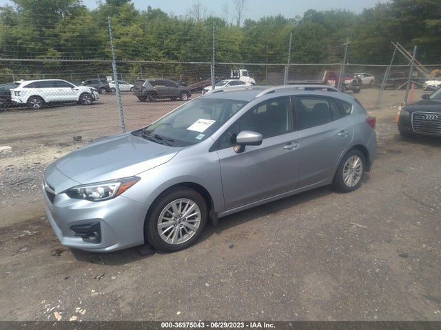 36975043 :رقم المزاد ، 4S3GTAD60J3715810 vin ، 2018 Subaru Impreza Premium مزاد بيع