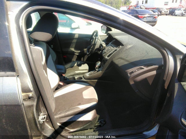 Ford FOCUS SE 2014 1FADP3K25EL424928 Image 5