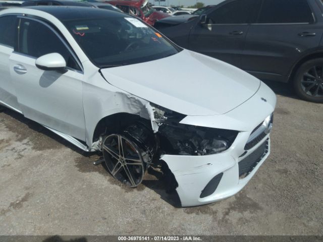 W1K3G4EB1NJ355857 Mercedes-Benz A-class A 220