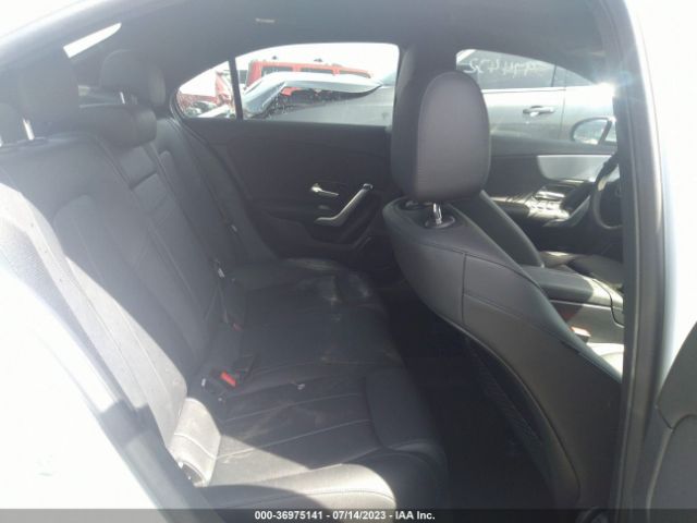 W1K3G4EB1NJ355857 Mercedes-Benz A-class A 220