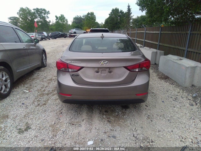 Hyundai ELANTRA SE 2016 5NPDH4AE4GH693423 Image 16