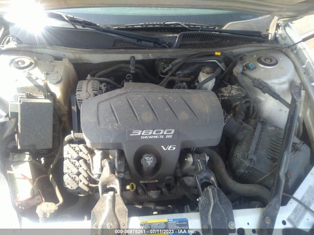 2005 BUICK LACROSSE CX VIN: 2G4WC562051265628
