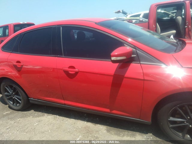 2015 FORD FOCUS SE VIN: 1FADP3F29FL203716