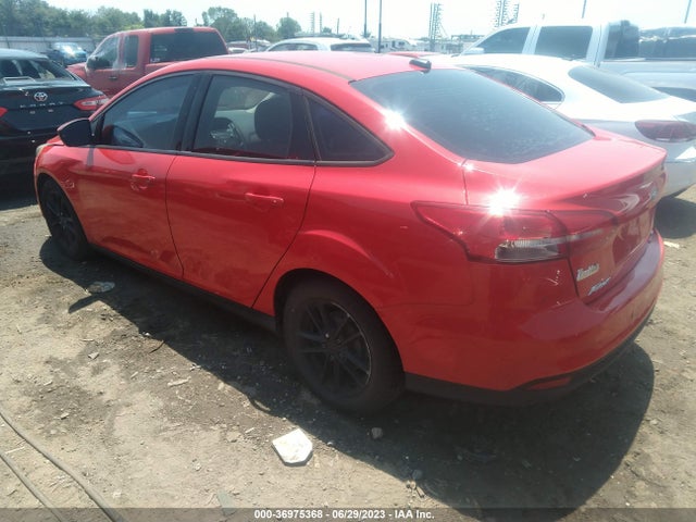 2015 FORD FOCUS SE VIN: 1FADP3F29FL203716