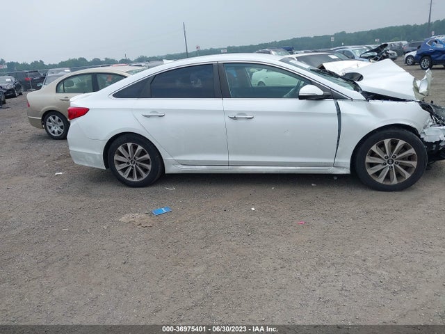 2015 HYUNDAI SONATA 2.4L SPORT VIN: 5NPE34AF5FH121156