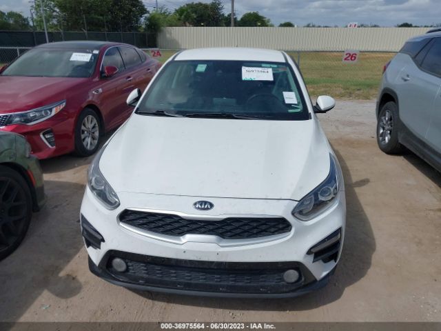 3KPF24AD4ME311358 KIA Forte Lxs