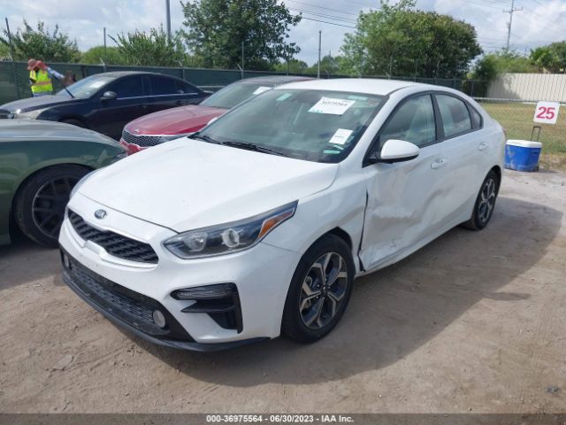 3KPF24AD4ME311358 KIA Forte Lxs