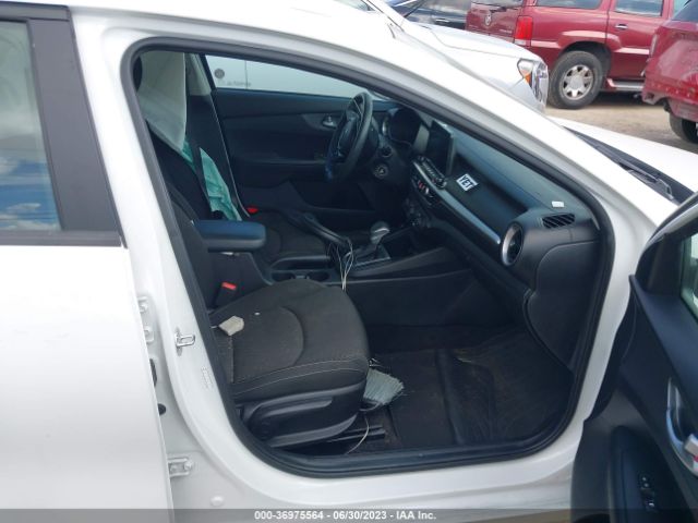 3KPF24AD4ME311358 KIA Forte Lxs