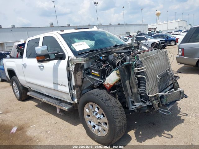 1GT12UE8XGF129486 auction archive image