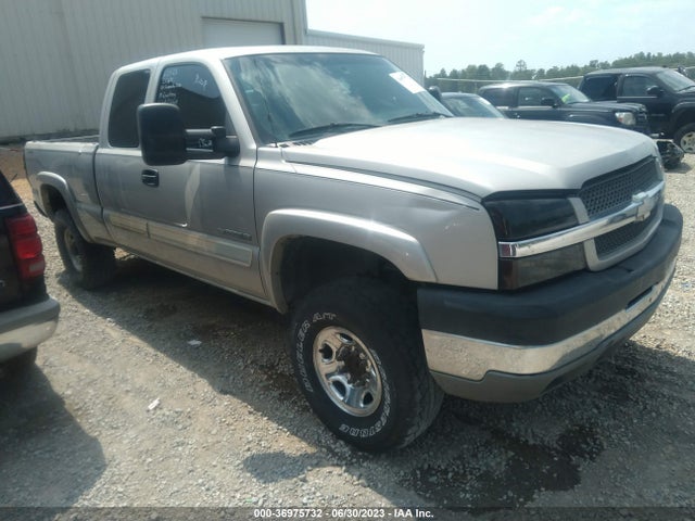 2004 CHEVROLET SILVERADO 2500HD LS VIN: 1GCHC29UX4E241617