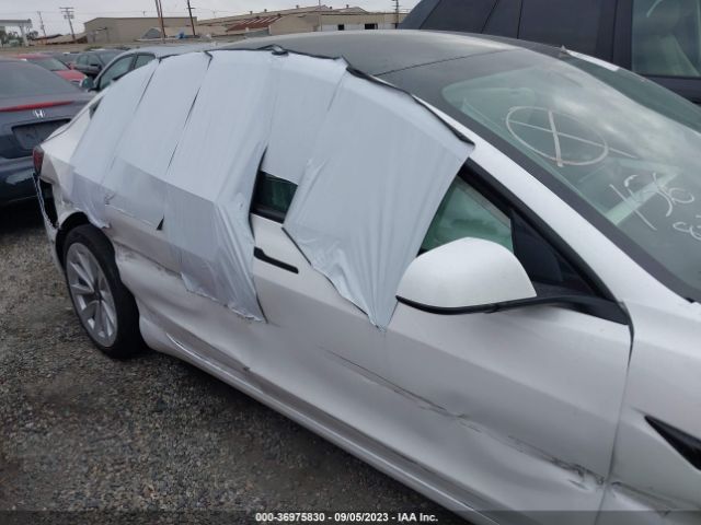 5YJ3E1EA1NF320295 Tesla MODEL 3